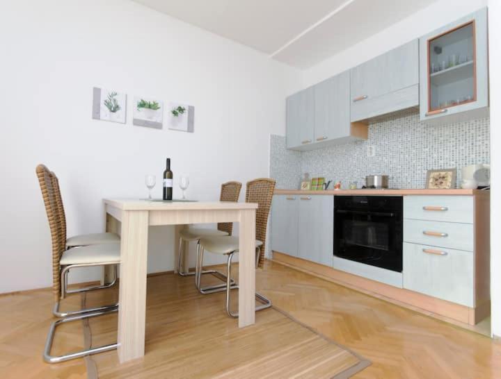 Apartments Jana Μακάρσκα Εξωτερικό φωτογραφία